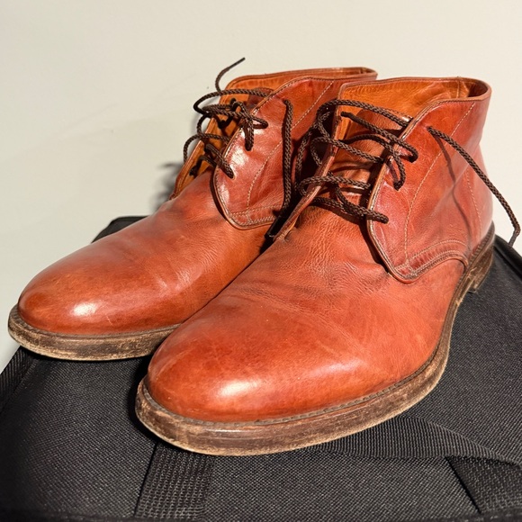 Frye Other - Pre-owned Men's Frye leather cognac Chukka boots, size 10!